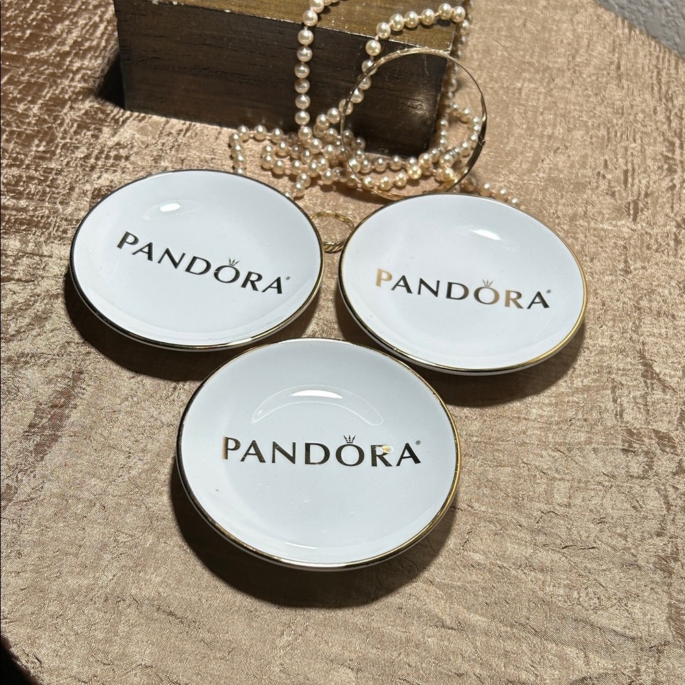 Pandora White and Gold Jewelry Holders (Set of 3 Pieces)